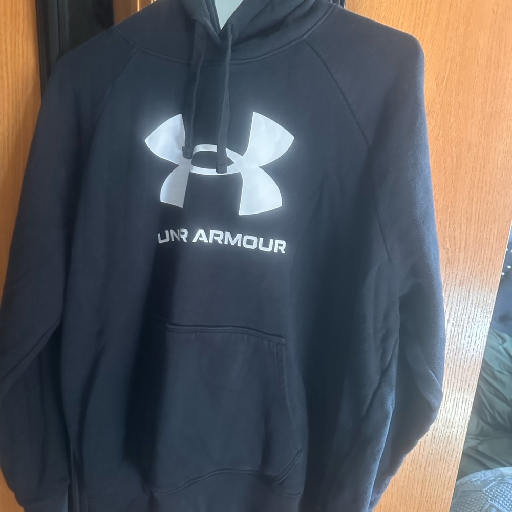 Under Armour Men's Black Pullover Hoodie